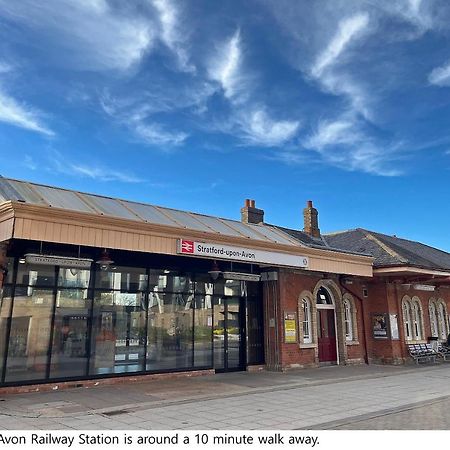 סטרטפורד-אפון-אבון The Teapot Cottage In Town Centre Free Parking מראה חיצוני תמונה